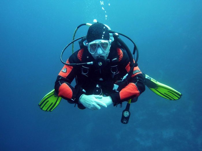 Où peut-on apprendre la plongée sous-marine ?